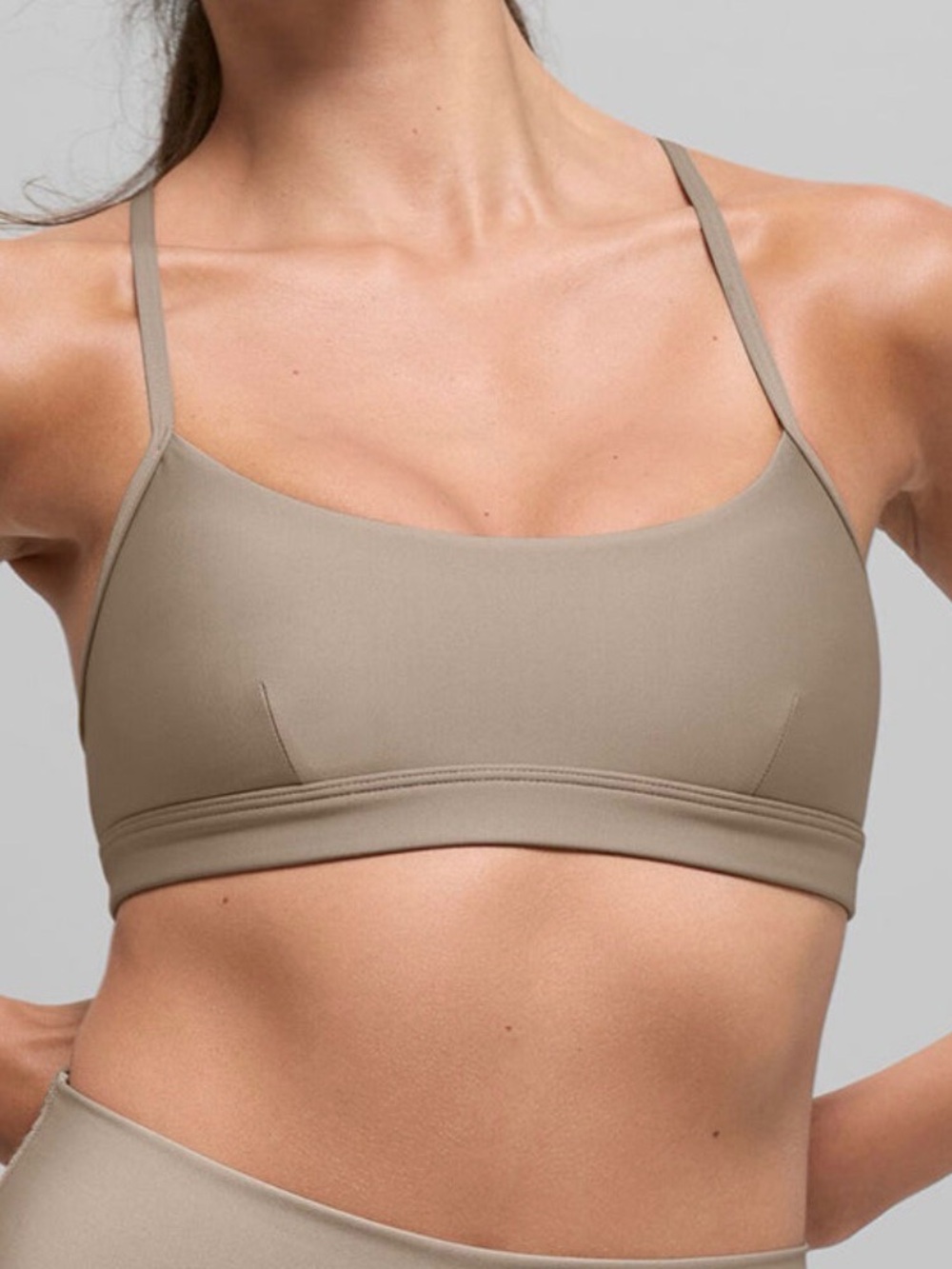 ALO Yoga Airlift Sports Bra Medium